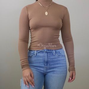 Turtle neck long sleeve